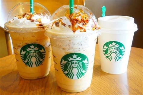 スタバ 無料カスタム おすすめ フラペチーノ：宇宙の果てまで美味しさを追求