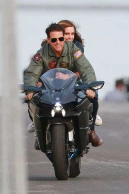 What Bike Did Tom Cruise Ride in Top Gun: A Dive into Cinematic Motorcycles and Their Cultural Impact